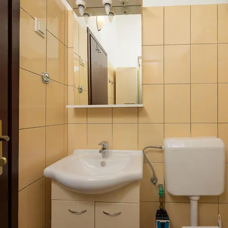 Pinjola Apartment